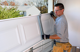 Garage Door Repair in New Westminster