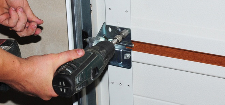 residential garage door service in Glenbrook South